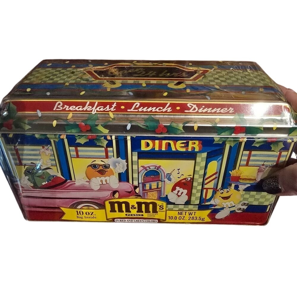 FACTORY SEALED 1996 Peanut M&M's Christmas‎ Village Series #4 Collectible Tin
